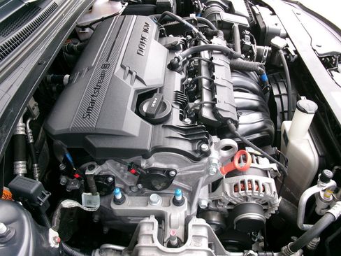 Used 2022 Hyundai Elantra Limited image 57