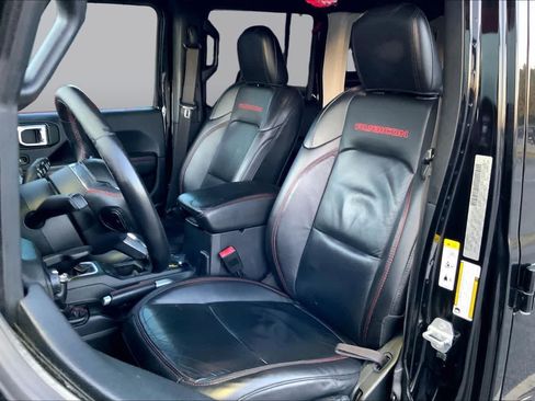 Used 2018 Jeep Wrangler Unlimited Rubicon AWD/4WD image 7