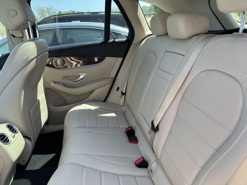 Certified 2021 Mercedes-Benz GLC 300 image 16