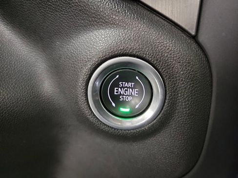 Used 2019 GMC Sierra 1500 AT4 w/ AT4 Premium Package AWD/4WD image 28