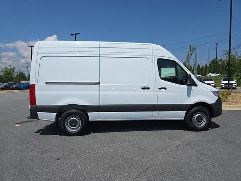 New 2025 Mercedes-Benz Sprinter 2500 image 2