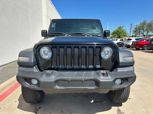 Used 2018 Jeep Wrangler Unlimited Sport S image 2