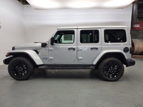 New 2024 Jeep Wrangler Unlimited Sahara AWD/4WD image 5