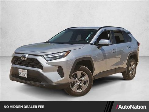 Used 2024 Toyota RAV4 XLE FWD image 1