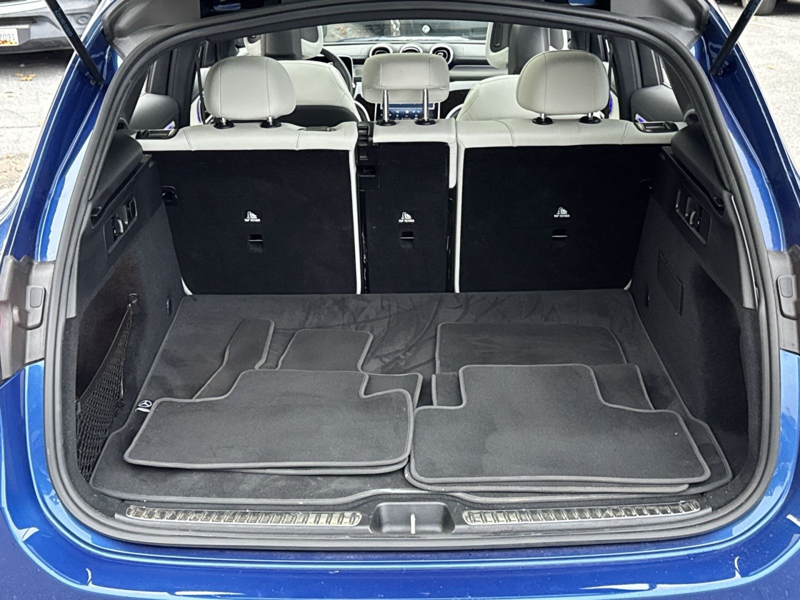 Certified 2024 Mercedes-Benz GLC 300 4MATIC image 31