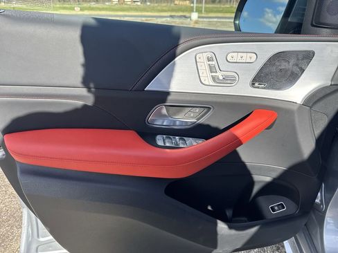 Used 2024 Mercedes-Benz GLE 63 AMG S image 15