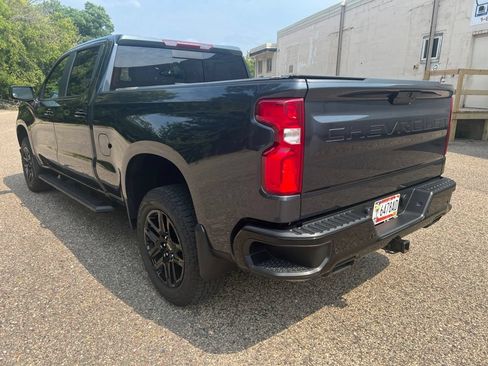 Used 2022 Chevrolet Silverado 1500 LT Trail Boss w/ LT Trail Boss Premium Package AWD/4WD image 5