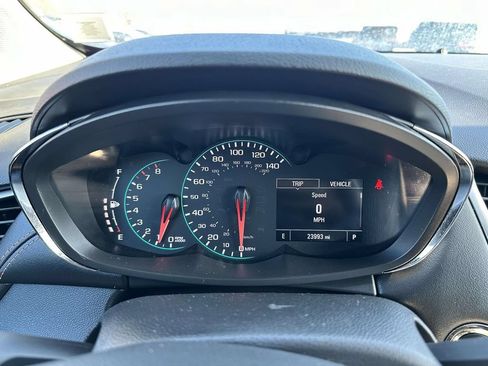 Used 2022 Chevrolet Trax LT w/ LT Convenience Package AWD/4WD image 21