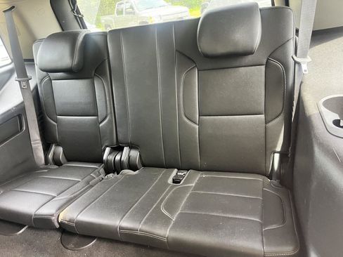 Used 2018 Chevrolet Tahoe Premier AWD/4WD image 14