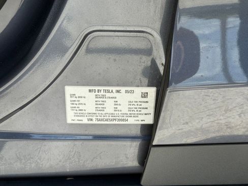Used 2023 Tesla Model X AWD/4WD image 28