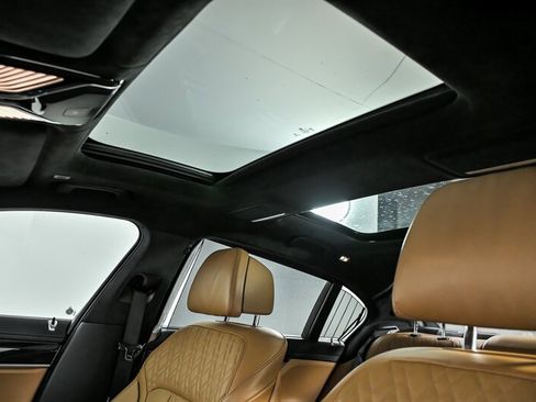 Used 2016 BMW 750i xDrive image 20