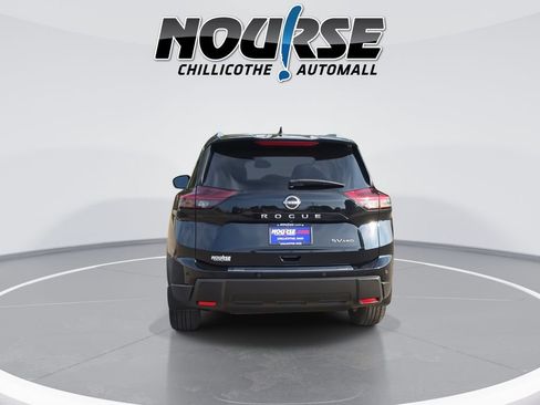 Used 2024 Nissan Rogue SV w/ SV Premium Package AWD/4WD image 7