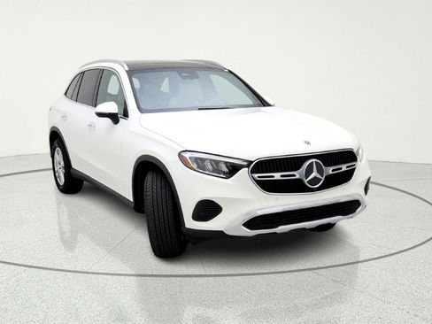 Certified 2025 Mercedes-Benz GLC 300 image 13