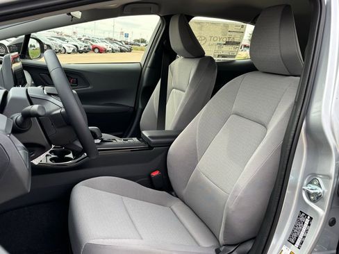 New 2026 Toyota Prius LE image 11