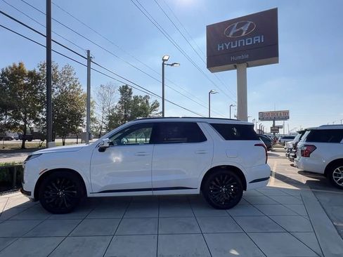 Used 2025 Hyundai Palisade Calligraphy image 5