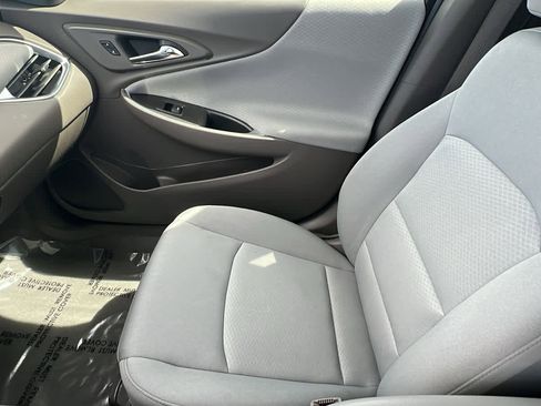 Used 2021 Chevrolet Malibu LT image 12