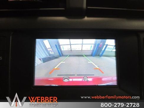 Used 2016 Ford Fusion SE w/ SE Cold Weather Package FWD image 21