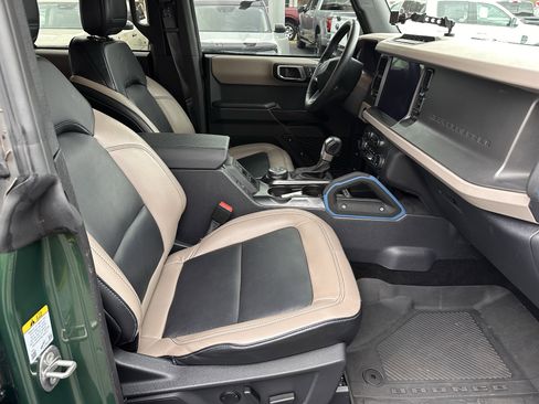 Used 2024 Ford Bronco Wildtrak AWD/4WD image 14