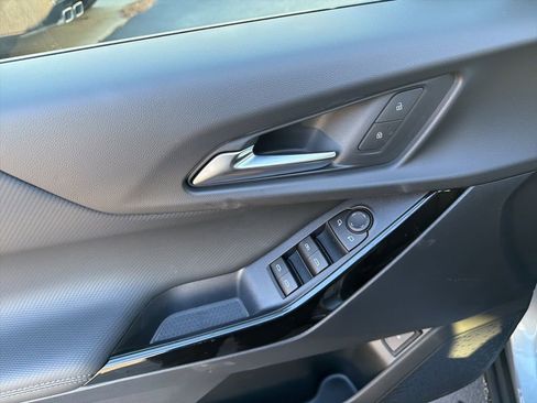 New 2026 Chevrolet Equinox LT w/ Convenience Package II image 20