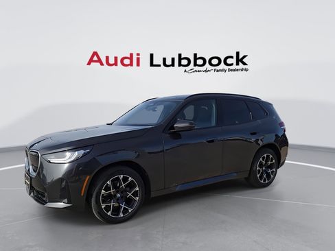 Used 2025 BMW X3 xDrive30i image 4