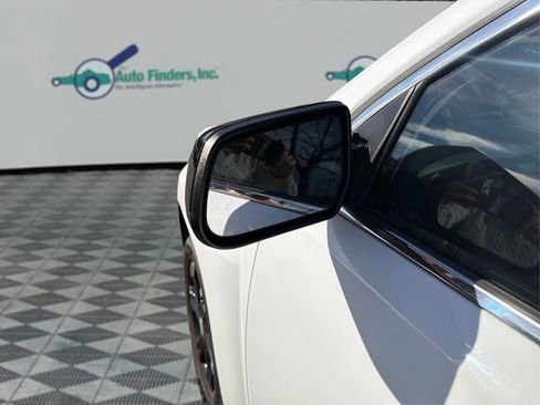 Used 2017 GMC Terrain SLT w/ Open Road Package image 36