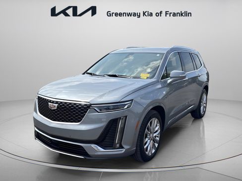 Used 2023 Cadillac XT6 Premium Luxury w/ Platinum Package FWD image 3