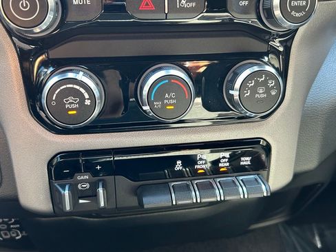 Used 2025 RAM 1500 Big Horn image 21