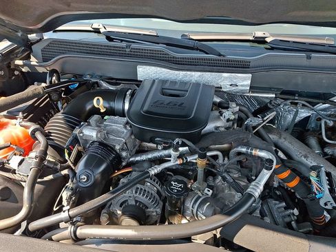 Used 2015 Chevrolet Silverado 2500 LTZ w/ Duramax Plus Package AWD/4WD image 30