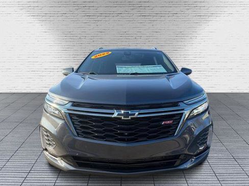 Used 2022 Chevrolet Equinox RS w/ RS Leather Package image 3