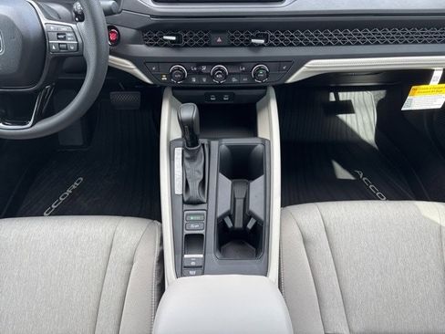 New 2025 Honda Accord SE image 11
