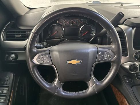 Used 2016 Chevrolet Suburban LTZ image 23