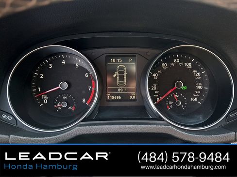Used 2018 Volkswagen Passat 3.6 FWD image 21