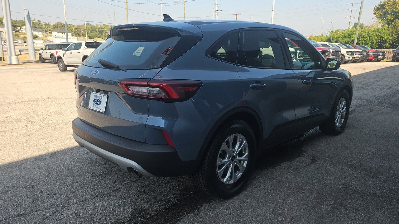 Used 2025 Ford Escape Active FWD image 5