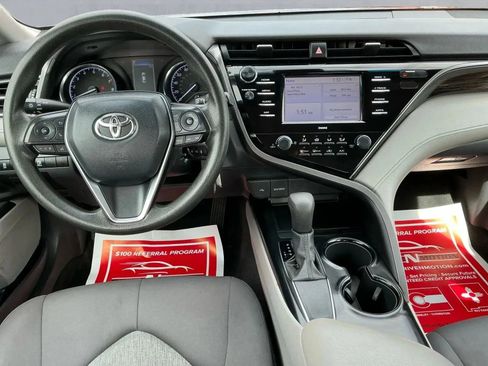 Used 2020 Toyota Camry LE w/ Carpet Mat Package image 16