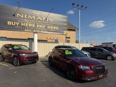 Used 2019 Chrysler 300 S w/ 300S Premium Group RWD image 49