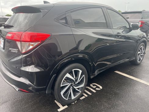 Used 2019 Honda HR-V Sport image 5