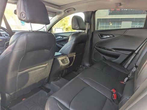 Used 2022 Chevrolet Malibu Premier image 31