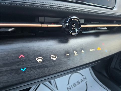 Used 2024 Nissan Ariya AWD image 26