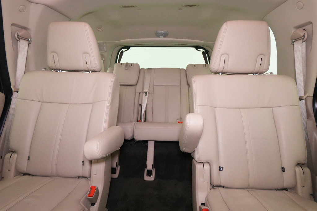 Used 2017 Lincoln Navigator Reserve AWD/4WD image 16