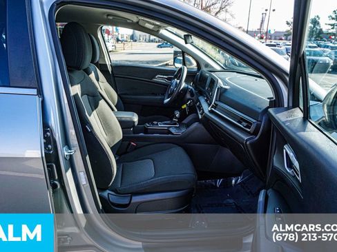 Used 2024 Kia Sportage LX image 23
