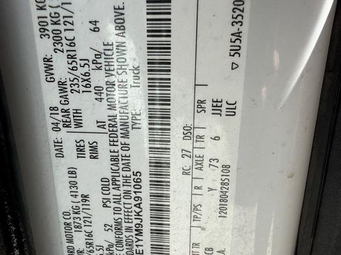 Used 2018 Ford Transit 150 130 Low Roof RWD image 23