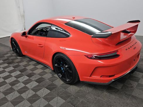 Used 2018 Porsche 911 GT3 RWD image 2
