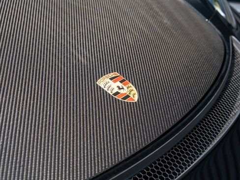 Certified 2024 Porsche 718 Cayman GT4 RS RWD image 17