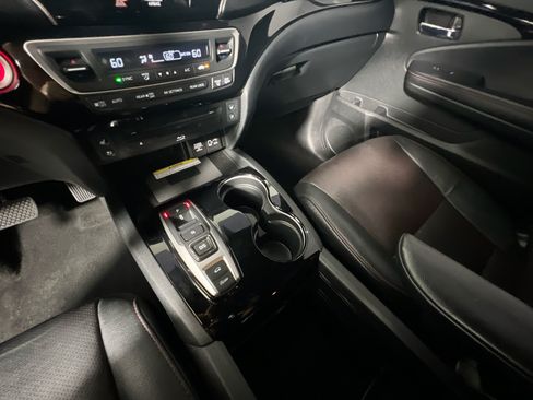 Used 2021 Honda Pilot Black Edition image 25