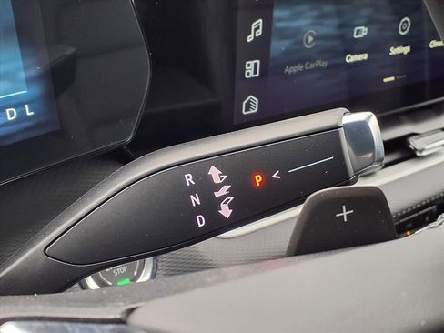 New 2026 Chevrolet Equinox LT w/ Convenience Package II image 15