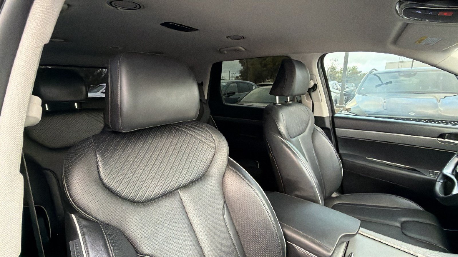 Used 2023 Hyundai Palisade SEL w/ Cargo Package FWD image 30