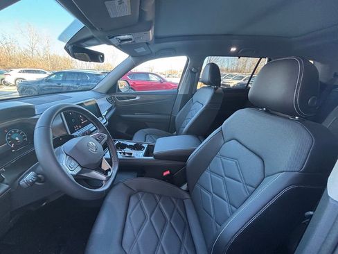 New 2026 Volkswagen Atlas SE image 15