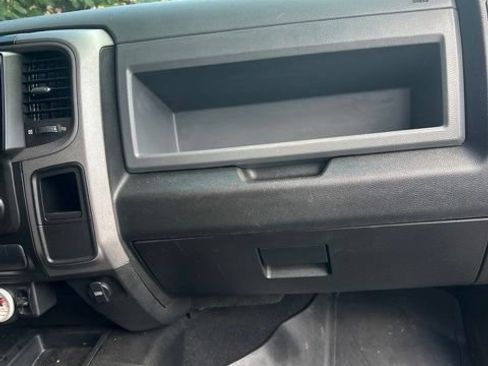 Used 2018 RAM 3500 Tradesman w/ Chrome Appearance Group AWD/4WD image 23