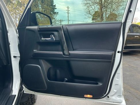 Used 2018 Toyota 4Runner TRD Pro image 57