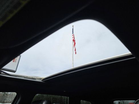 Used 2015 Jeep Grand Cherokee Limited image 18